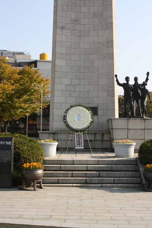 2012110557094603.jpg